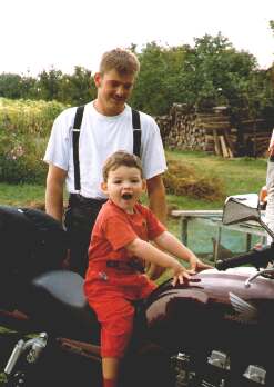 mopped fahrn- auf der maschine von seinem taufpaten ralf